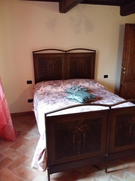 Agriturismo Il Melo Valfabbrica Екстер'єр фото