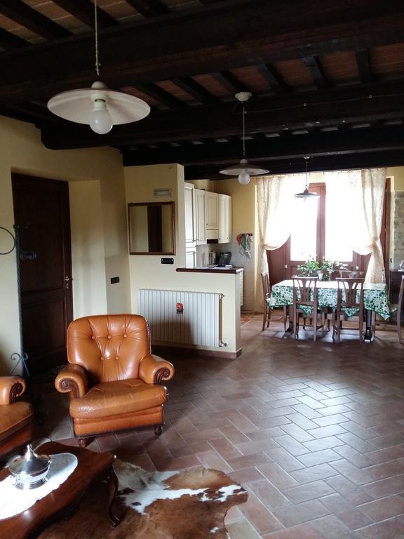 Agriturismo Il Melo Valfabbrica Екстер'єр фото